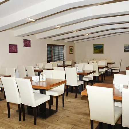 форест нук Apartman Pamporovo