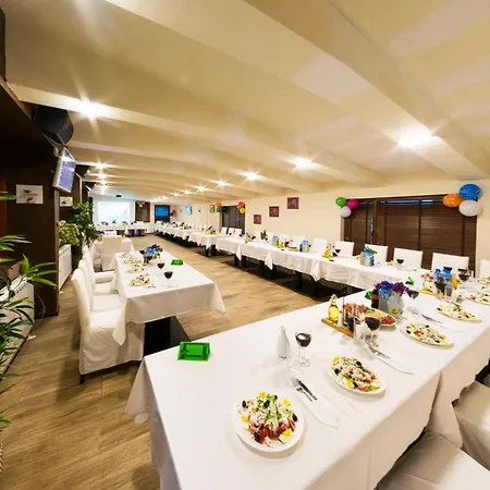 форест нук Apartman *